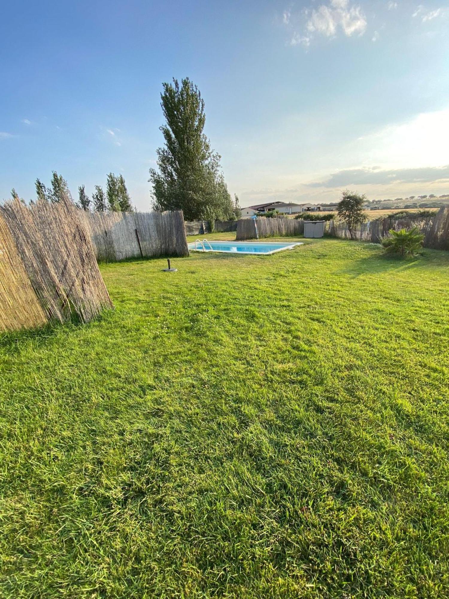 Casas Olmo Y Fresno Jardin Y Piscina A 17 Kilometros De サラマンカ エクステリア 写真