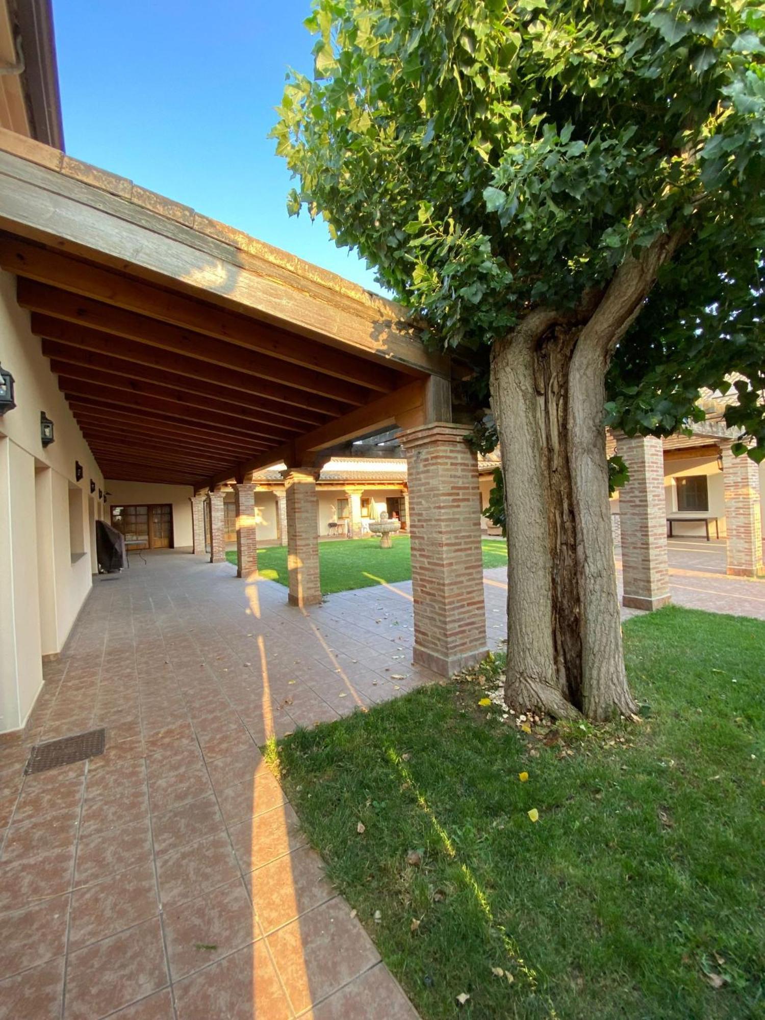 Casas Olmo Y Fresno Jardin Y Piscina A 17 Kilometros De サラマンカ エクステリア 写真