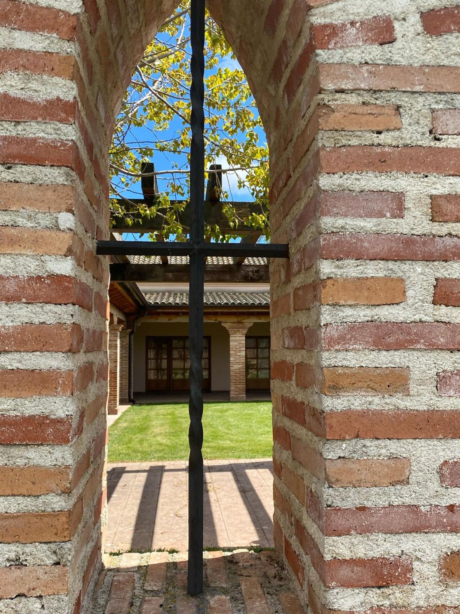 Casas Olmo Y Fresno Jardin Y Piscina A 17 Kilometros De サラマンカ エクステリア 写真
