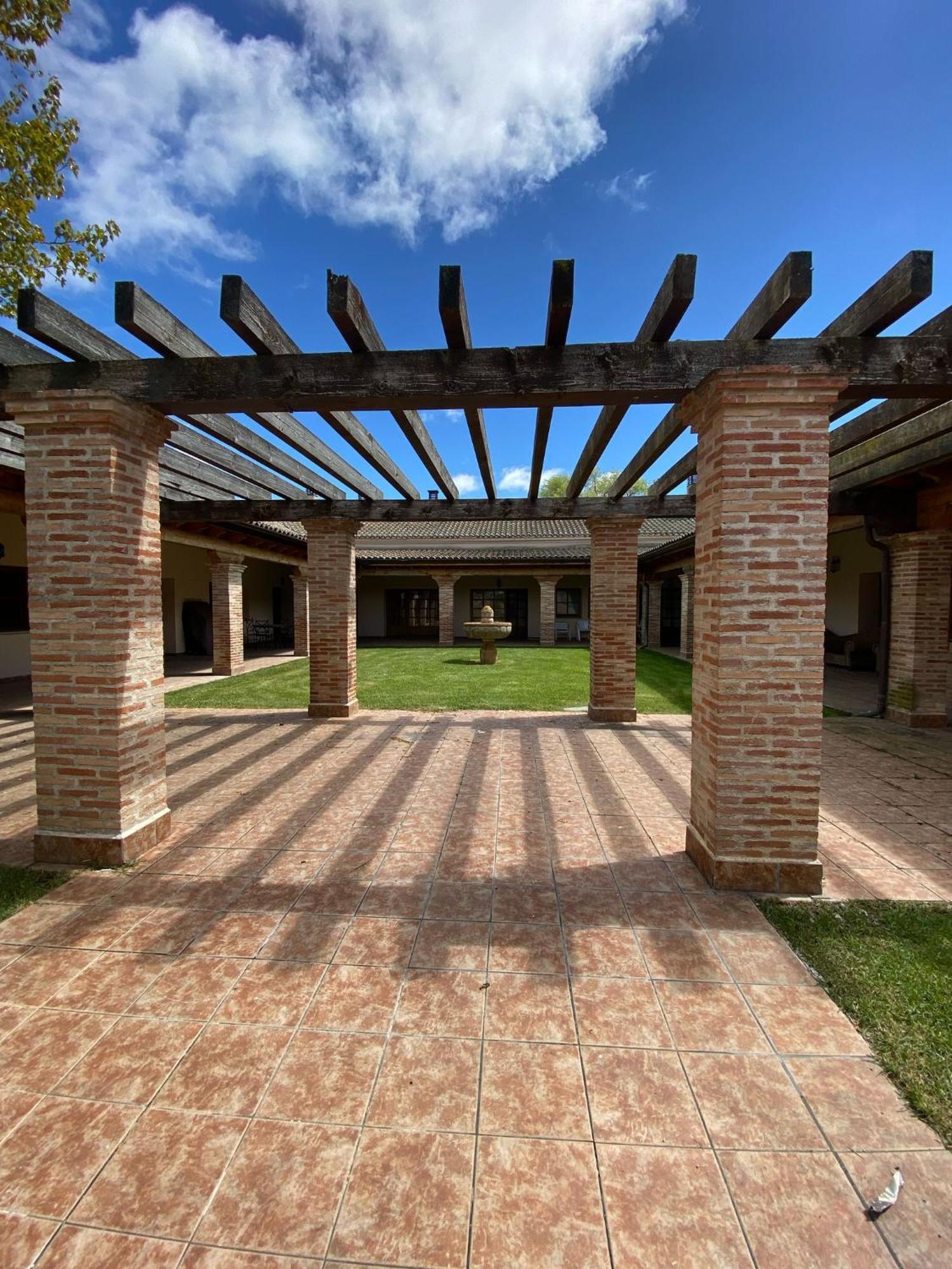 Casas Olmo Y Fresno Jardin Y Piscina A 17 Kilometros De サラマンカ エクステリア 写真